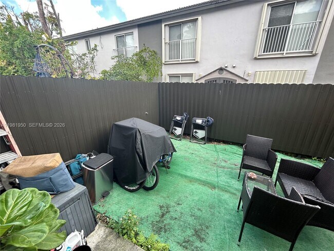 Building Photo - 5590 NW 107th Ave