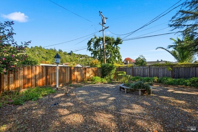 Building Photo - 2410 Mendota Way