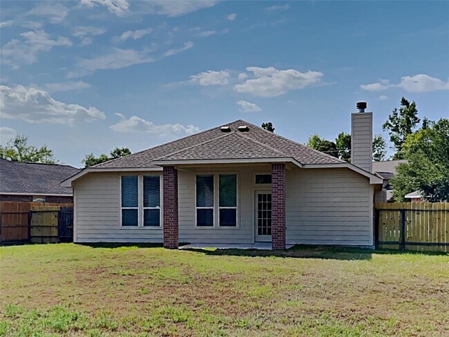 Building Photo - 7007 Casita Dr