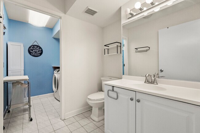 Building Photo - 11742 Lighthouse Ln
