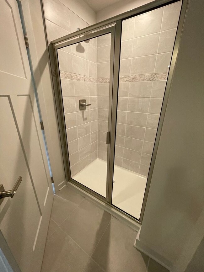 Building Photo - Brand  New!!!! 3 bedroom Townhome 2.5 Bath near Furman University !!!