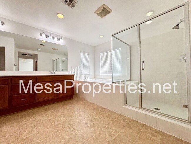 Building Photo - 12425 Deborah Pl