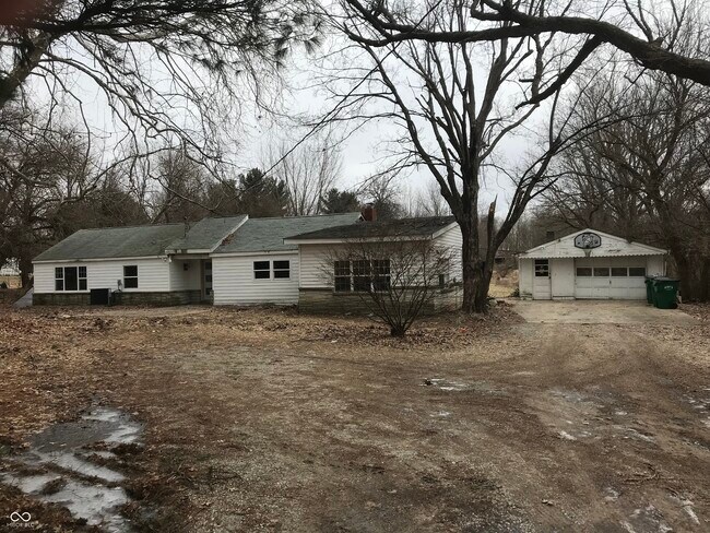 Primary Photo - 15665 Westfield Blvd