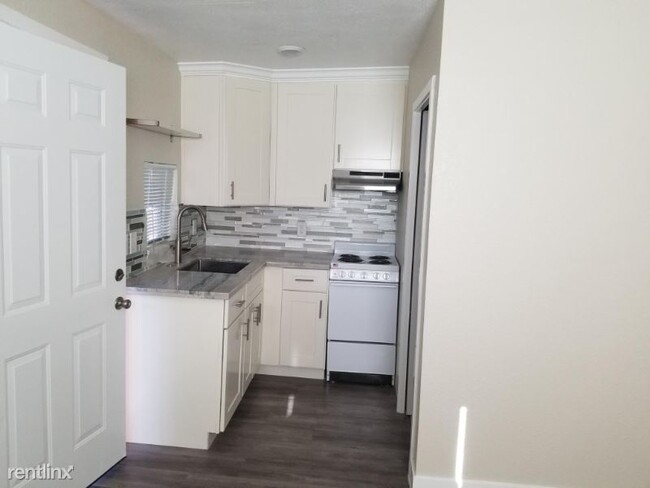 Building Photo - 1 br, 1 bath House - 187 George St