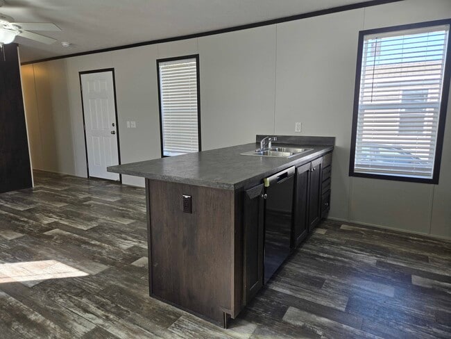 Building Photo - 3510 N 9th St