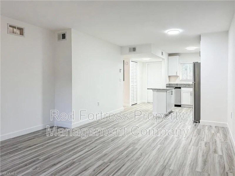 Building Photo - 11961 Palm Bay Court