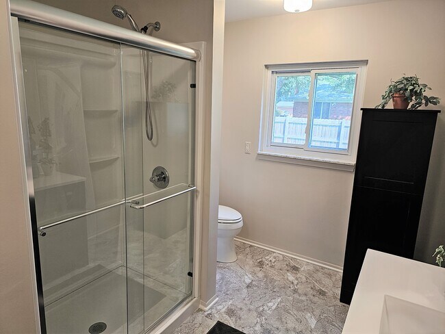 Building Photo - 53416 Tundra Dr