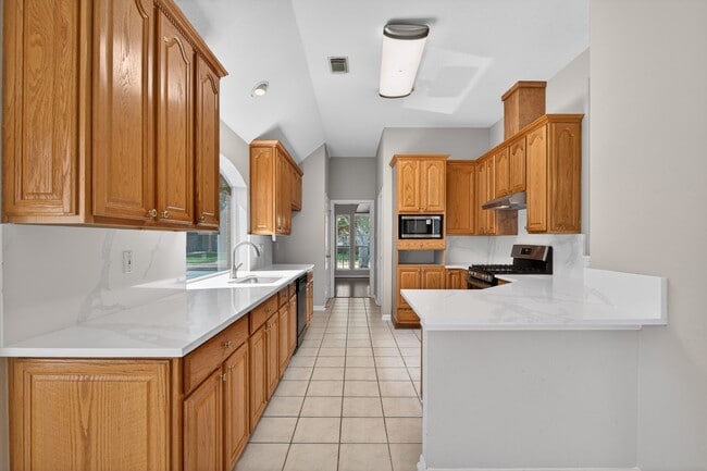 Building Photo - 3918 Abbeywood Dr