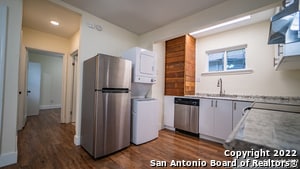 Building Photo - 130 E Norwood Ct