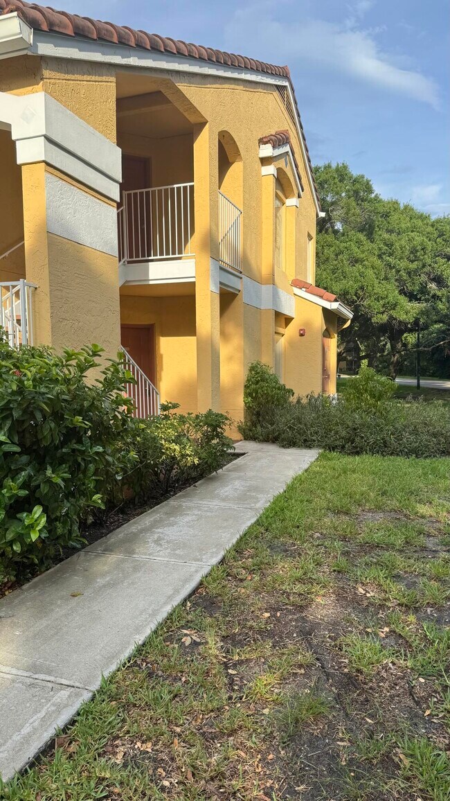 Building Photo - 2607 NW 33rd St