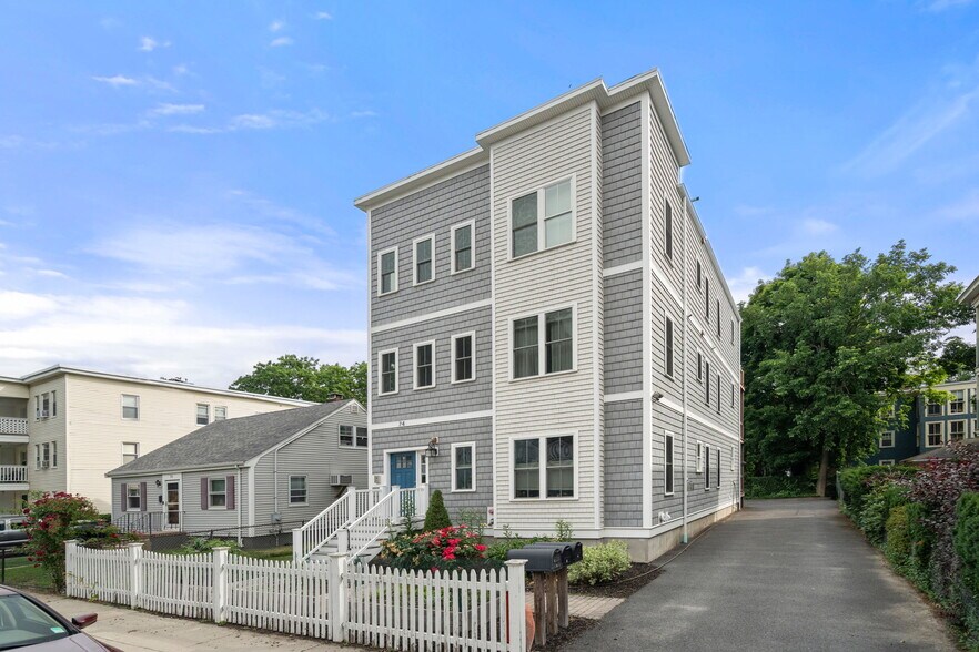 Building Photo - 74 Brookley Rd