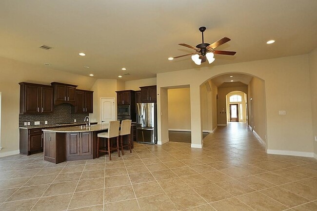 Building Photo - 6707 Miller Shadow Ln