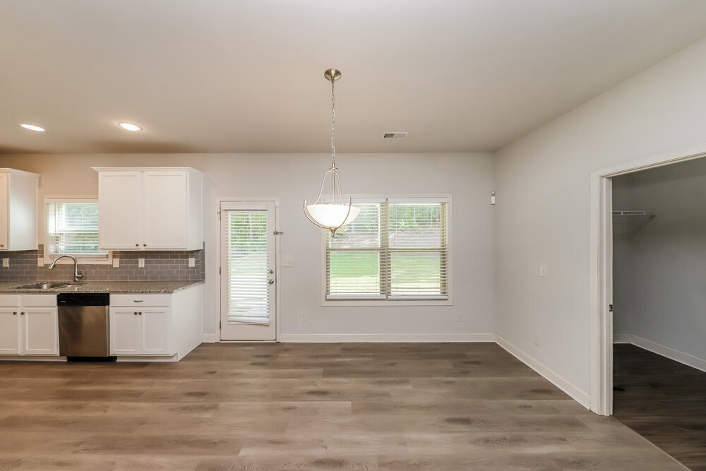 Building Photo - 89 Greatwood Ln