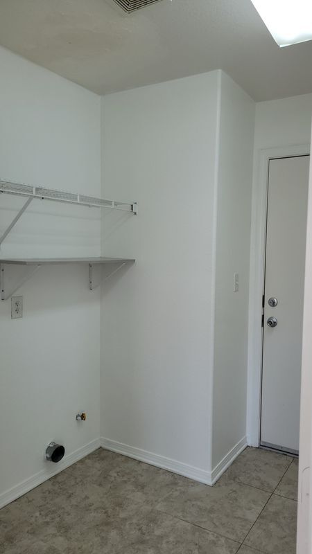 Building Photo - 53214 Savannah Ct