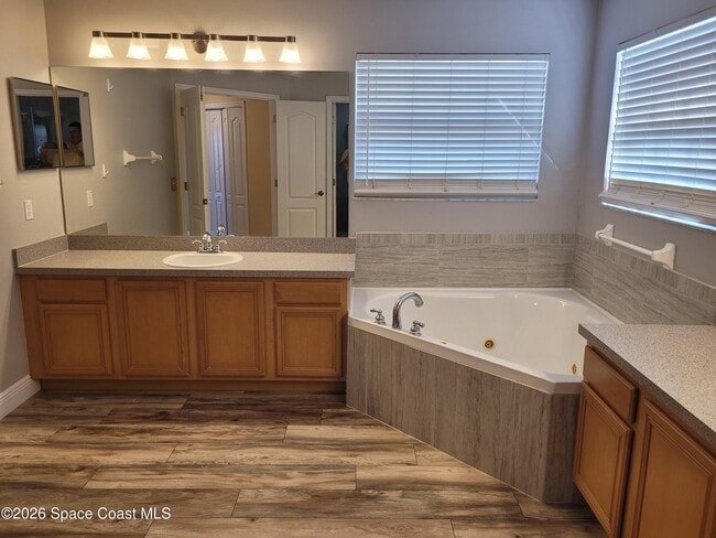 Building Photo - 372 Cobblewood Dr