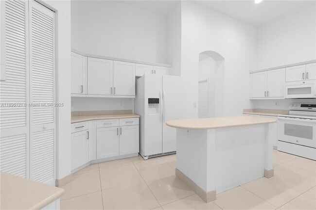 Building Photo - 8464 SW 138th St