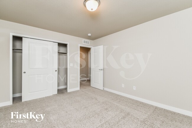 Building Photo - 11172 Murrelet Dr