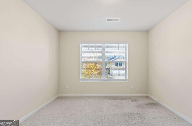 Building Photo - 3266 Cedar Crest Way