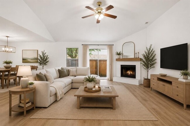Building Photo - 121 Orion Cove
