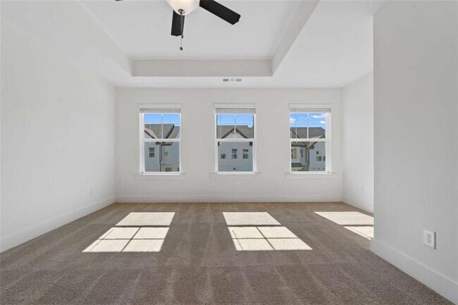 Building Photo - 61 Auburn Wds Dr