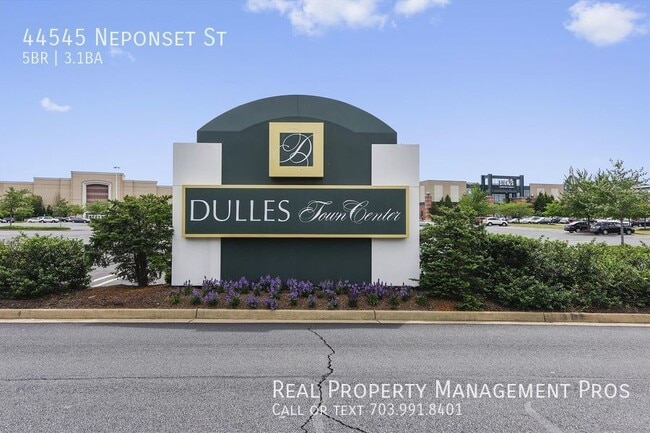 Building Photo - 44545 Neponset St