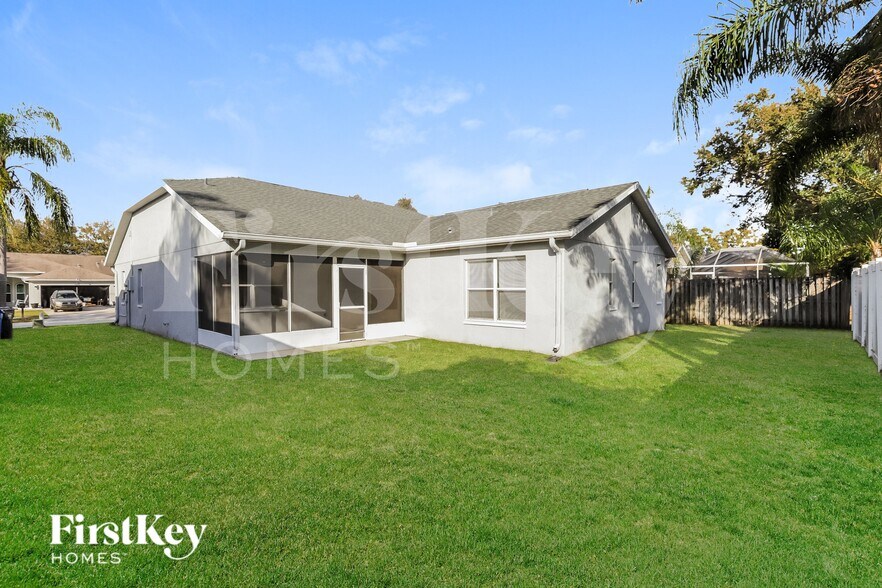 Building Photo - 13452 Beechberry Dr