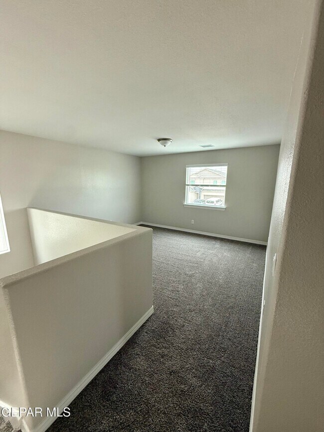 Building Photo - 12868 Star Gaze Ave