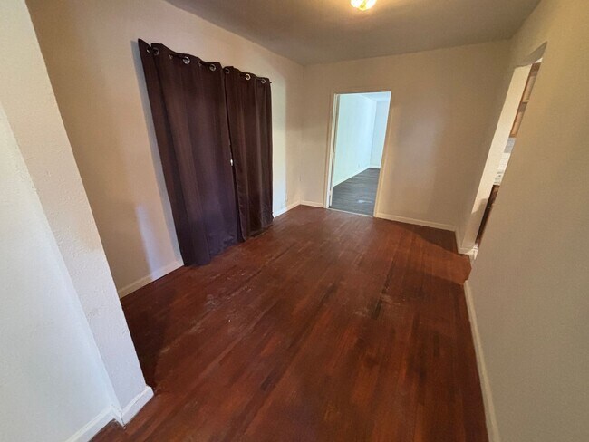 Building Photo - Tulsa Single Family Home for Rent 3 beds 2 bath