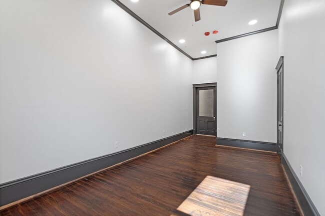 Building Photo - Historic Charm Meets Modern Luxury