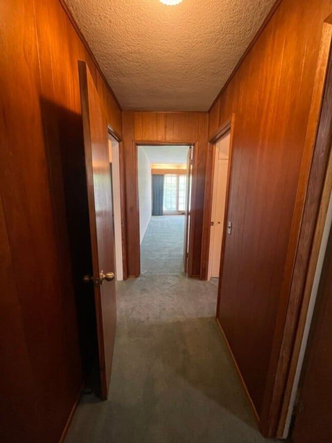 Building Photo - 860 Prospect Hgts