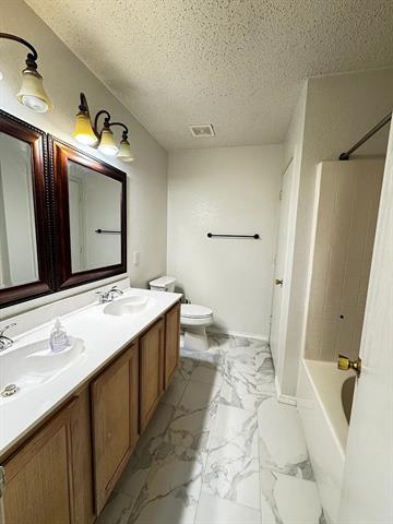Building Photo - 3116 Teodoro Dr