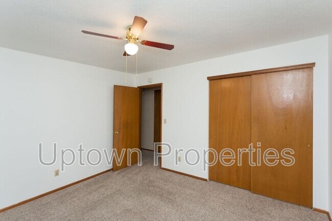 Building Photo - 7207 N Reno Ave