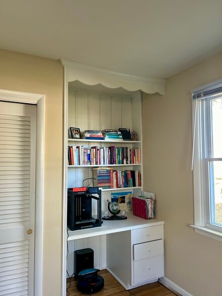 Building Photo - 133 Elm Ave