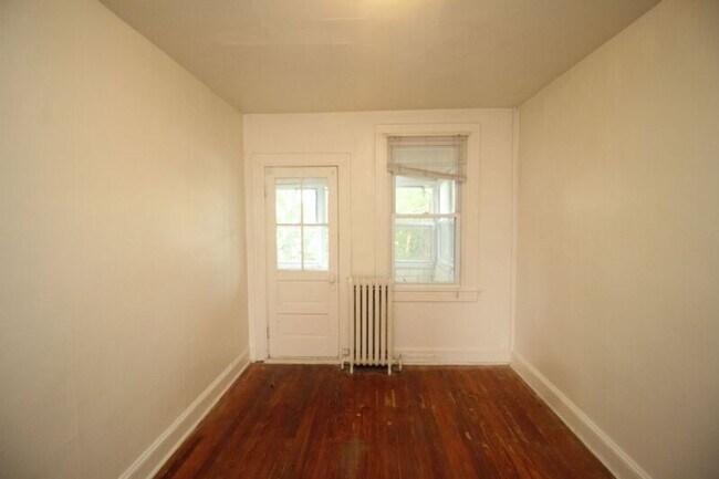 Building Photo - 3206 Guilford Ave