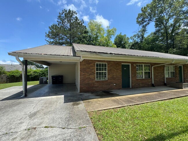 Primary Photo - 150&amp;152 Rogers Drive, Rome, GA 30165