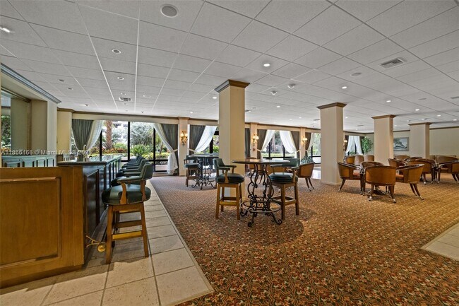 Building Photo - 5000 N Ocean Blvd