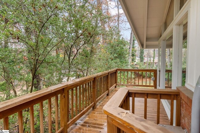 Building Photo - 103 Robinall Dr