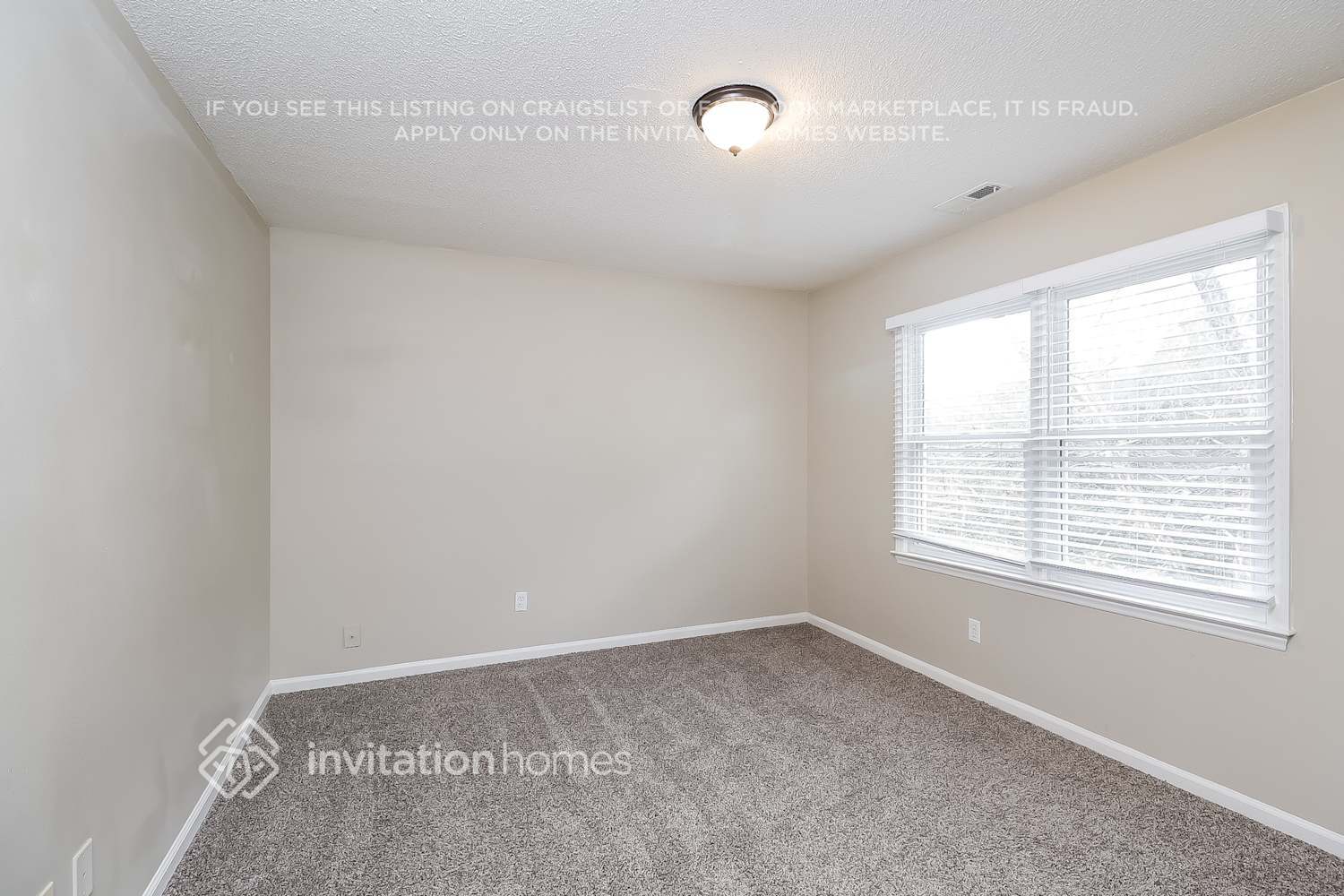 Building Photo - 10601 Bryony Ct