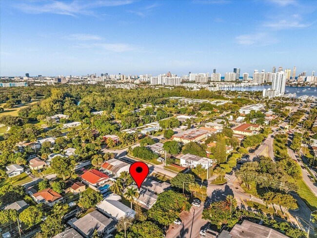 Building Photo - 2191 NE 172nd St