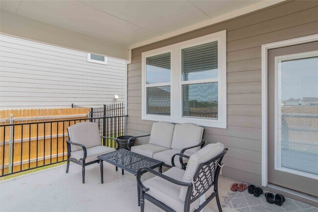 Building Photo - 2912 Tavern Dr