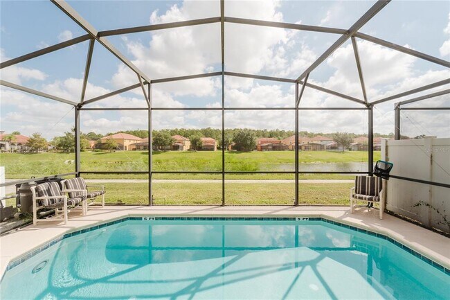 Building Photo - 851 Las Fuentes Dr