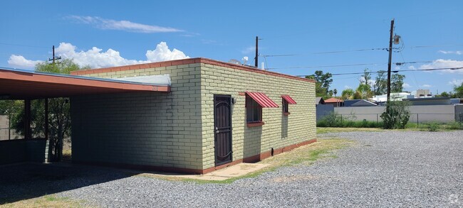 Building Photo - 248 N Westmoreland Ave