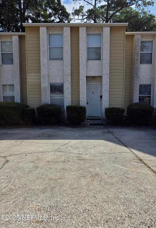 Primary Photo - 4645 Barnes Rd S