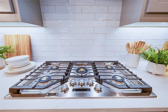 Building Photo - 307 Sunset Ln