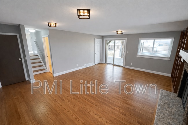 Building Photo - 8975 S Coyote St