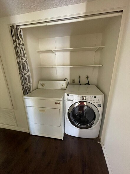 Building Photo - 4080 Via Marisol