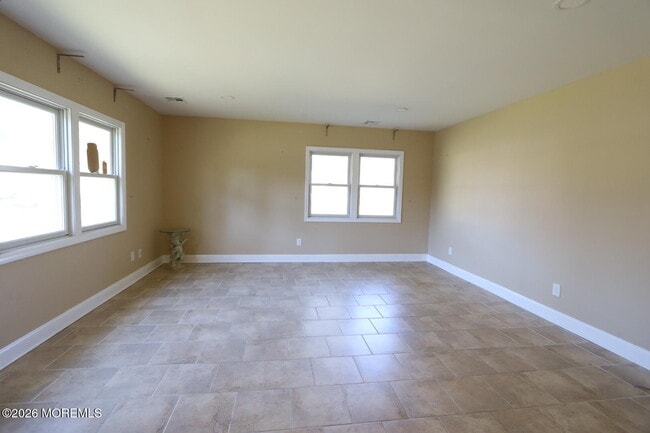 Building Photo - 1540 Birmingham Ave