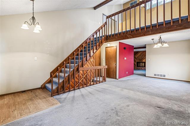 Building Photo - 631 Devinney Ct