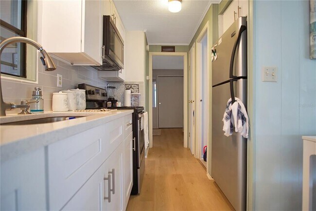 Building Photo - 251 Patterson Rd