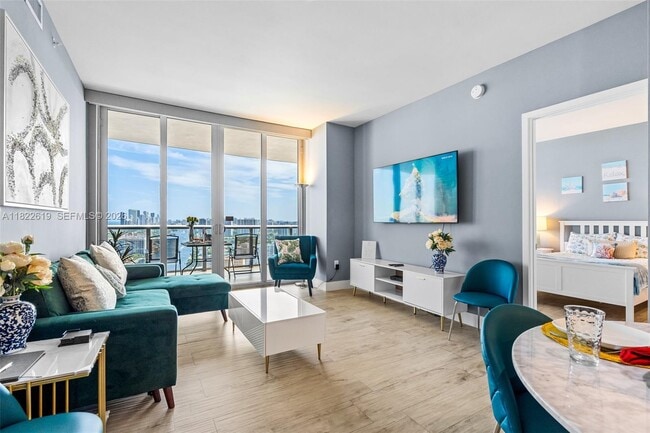 Building Photo - 2600 E Hallandale Beach Blvd